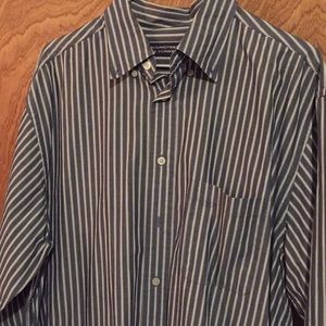 Roundtree &York Shirt